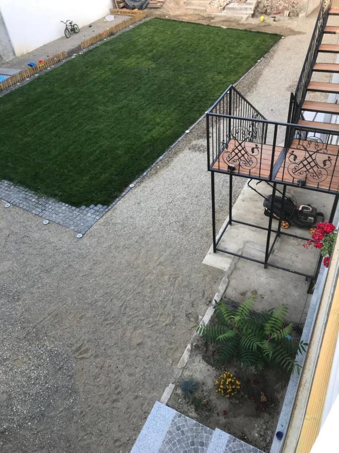 Apartment Garsoniera Delia