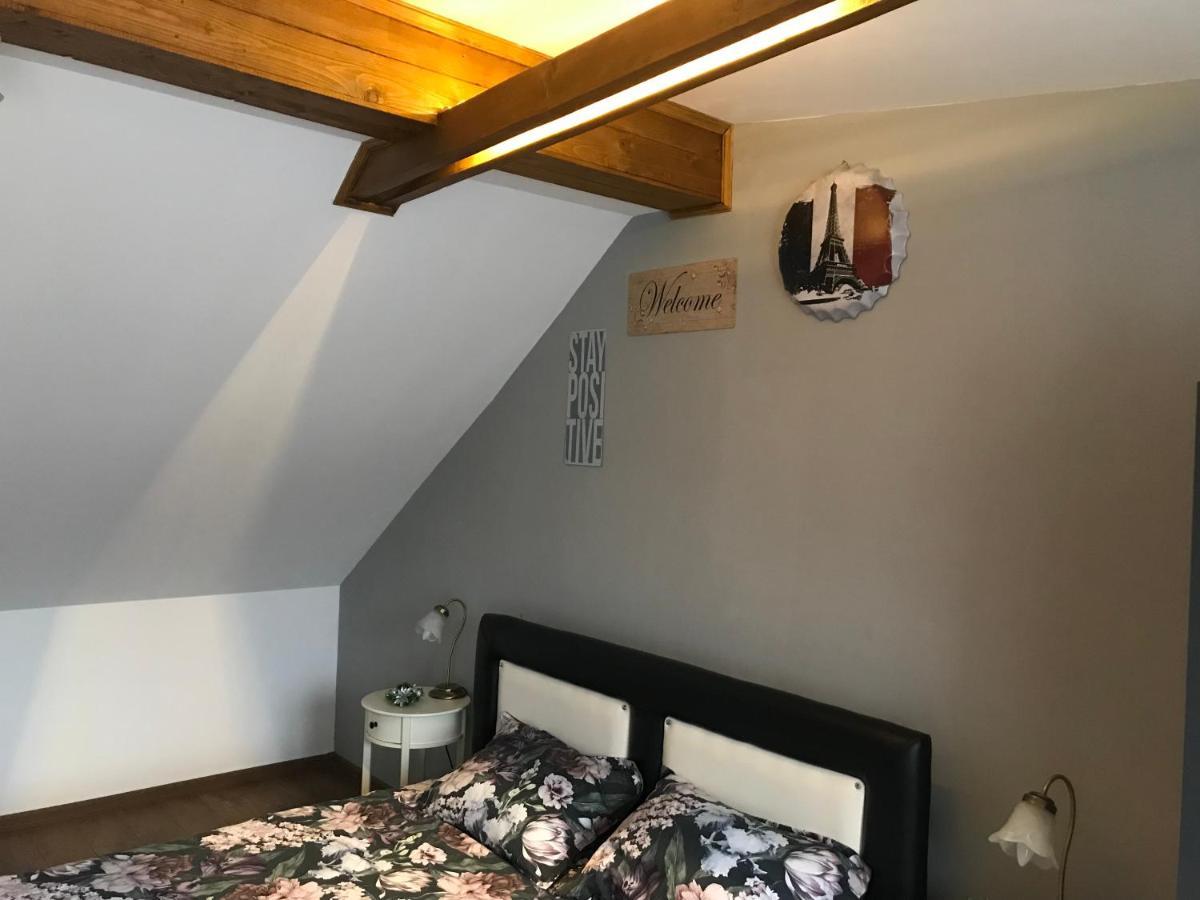 Garsoniera Delia Appartement *
