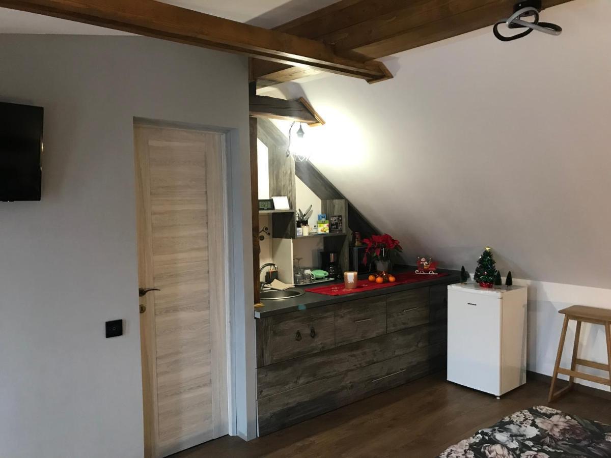 Appartement Garsoniera Delia Braşov